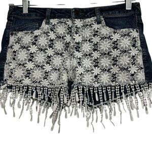 L.E.I. Denim Shorts Women's Size 7 Dark Wash White Floral Ashley Low Rise Fringe